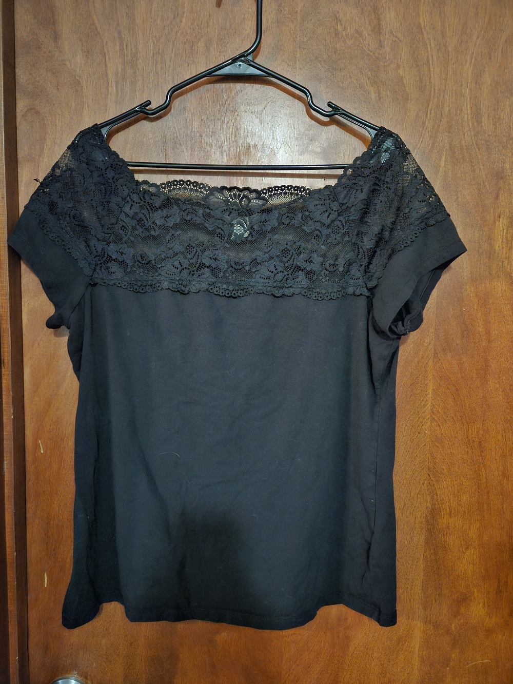 Black Lace Yoke Women's Top - , Elegant Off-Shoulder Style